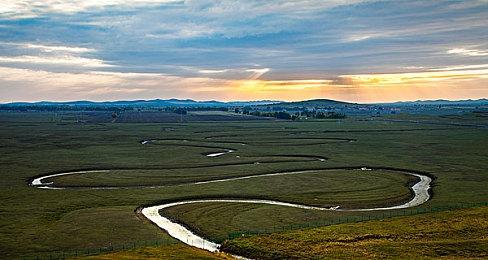 回合制策略游戏《一寸战术》现已在Steam平台正式推出